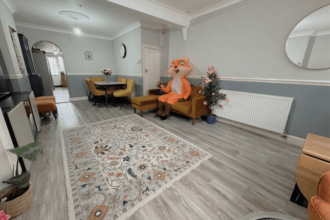 73, Roman Road, London photo 2