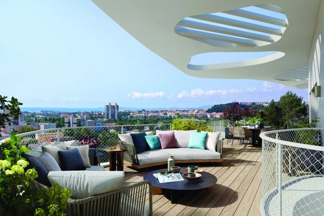 Thumbnail Apartment for sale in Nice, 06200, France