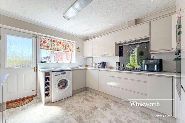 2, Batstone Way, Dorset photo 2