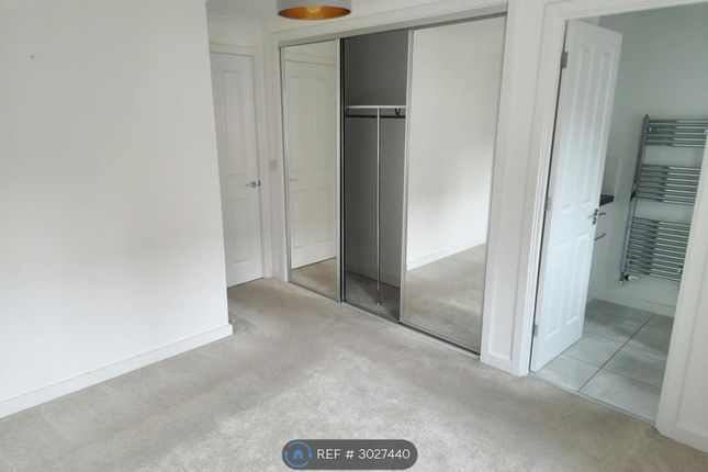 Morshead Drive, Binfield, Bracknell photo 3