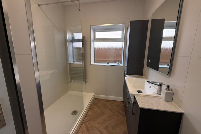 10, Vine Road, Skegness photo 5