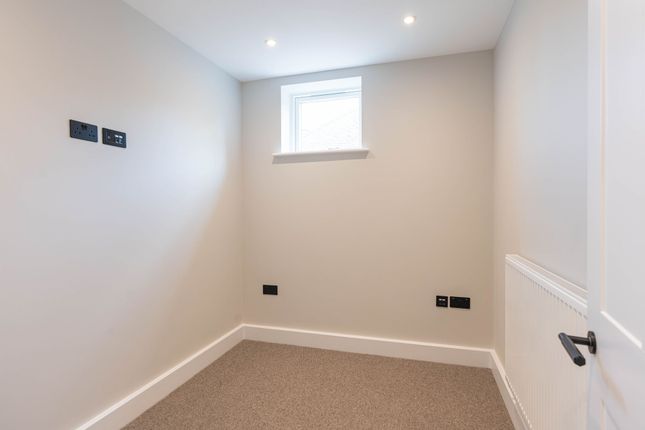 Semi-detached house for sale in Windrush House, 36 Sunderland Avenue, Oxford