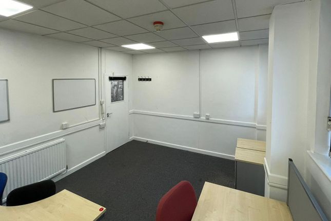 Office to let in West Road, Harlow