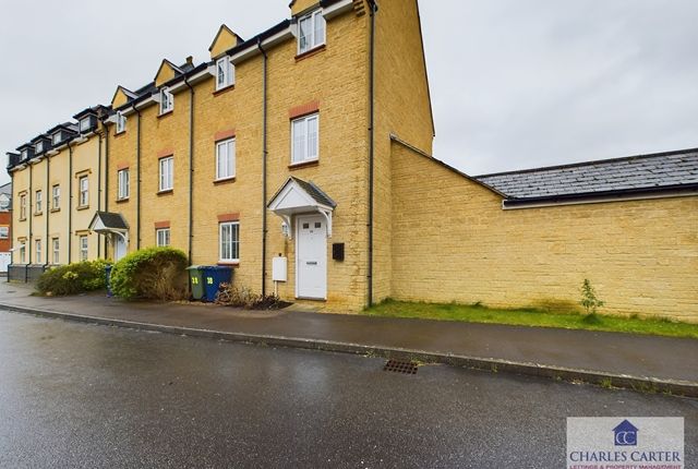 Thumbnail Town house to rent in Greenacre Way, Bishops Cleeve, Cheltenham
