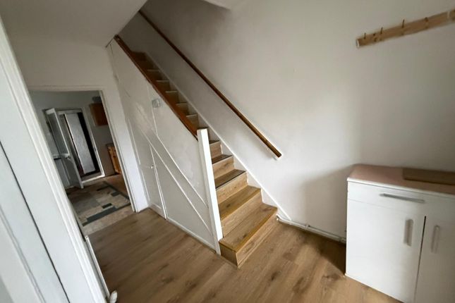 361 Beaumont Leys Lane, Leicester photo 5