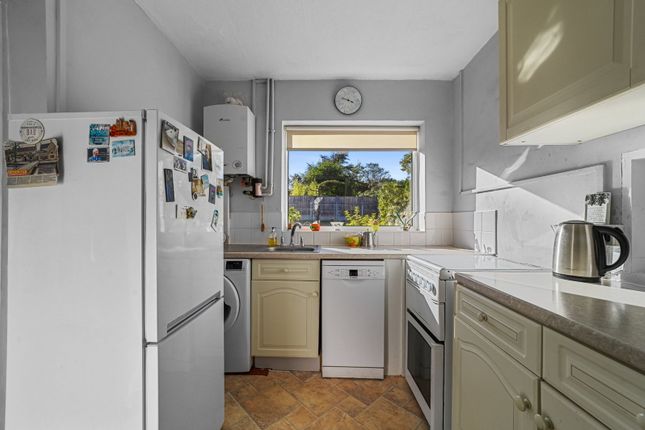 20, Rous Road, Buckhurst Hill photo 4
