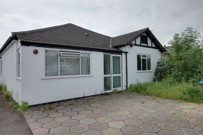 Detached bungalow to rent in Beechcroft Gardens, Wembley