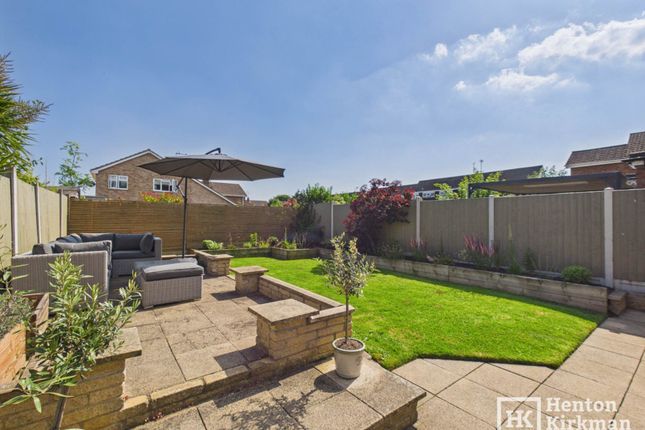 9, Allens Road, Billericay photo 2