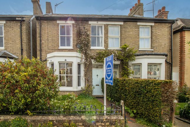 Semi-detached house to rent in Richmond Road, Cambridge