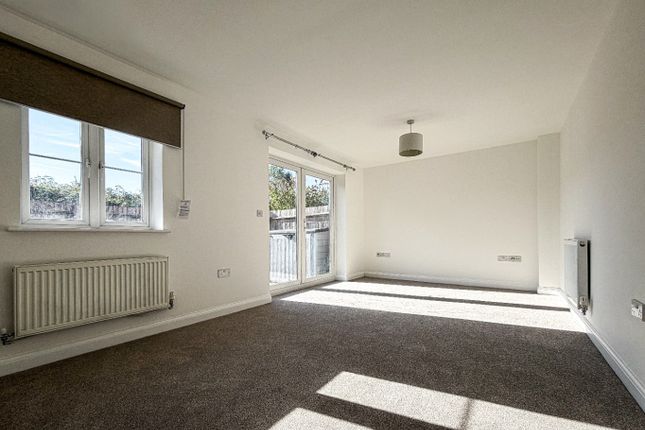 19 Canal View, Bathpool, Somerset photo 2