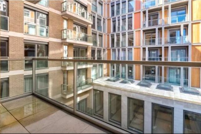 Flat for sale in 190 The Strand, Covent Garden, London