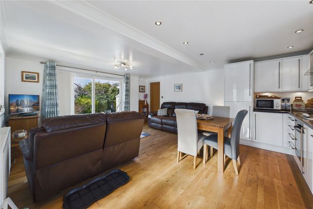 6 Victoria Apartments,, Victoria Street, Ilfracombe photo 4