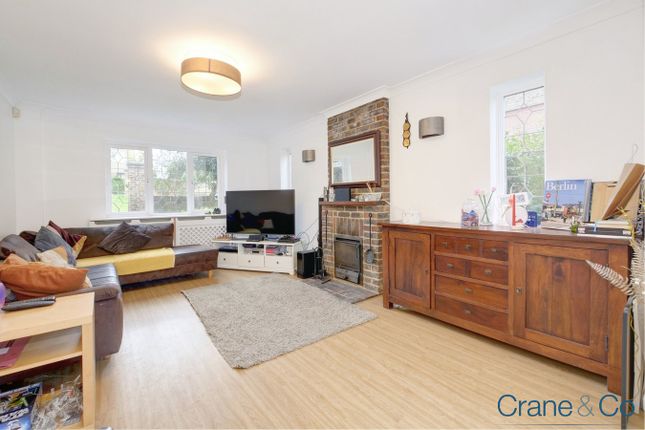 37, Marshfoot Lane, Hailsham photo 4