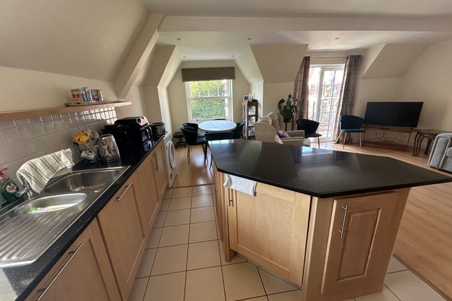 Flat 24 Sea View Court, Sea View Road, Falmouth photo 5
