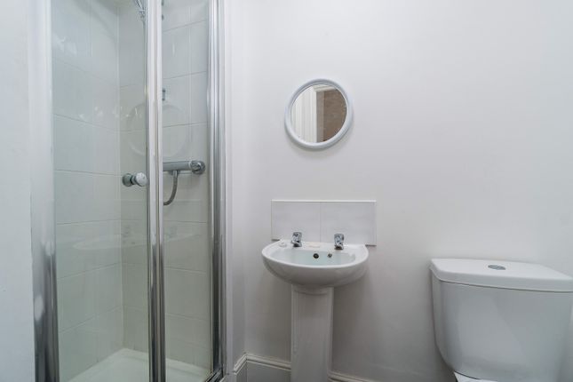 Room 1, 42 Grand Parade, Plymouth photo 5