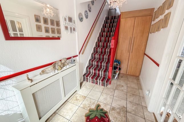 41, Wentworth Drive, Wirral photo 3