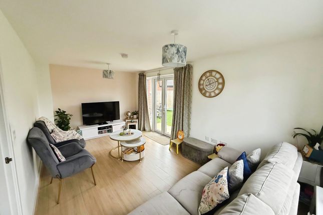 34, Roman Crescent, Cheshire photo 5