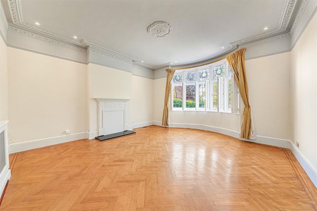 14 Streatham Common South Sw16 3BT-1.Jpg