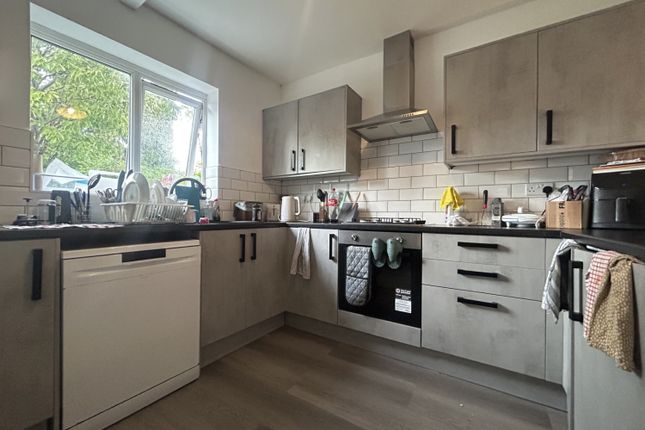 105, Malefant Street, Cardiff photo 2