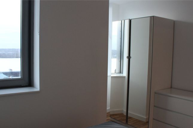 Flat to rent in The Tower, 19 Plaza Boulevard, Liverpool