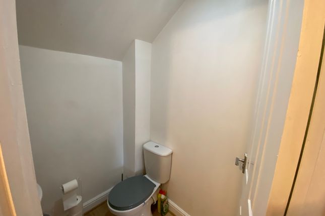 118B, Hurst Drive, Stretton photo 4