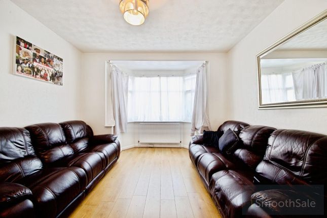 17, Eastbury Avenue, Enfield photo 4