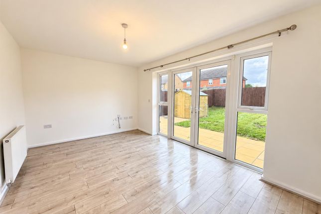 31, Loughlin Drive, Liverpool photo 3