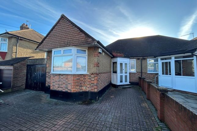 Thumbnail Bungalow to rent in Station Road, Chessington
