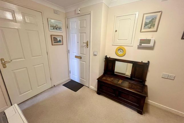 Flat 40, Santler Court, 207, Worcester Road, Malvern photo 5