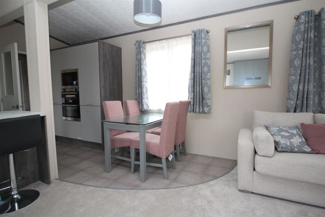 Pemberton Arondale, Plot 97, Cliff House Holiday Park, Minsmere Road, Saxmundham photo 4