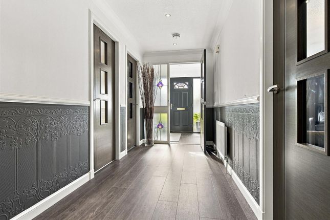 15, Fyfe-Jamieson, Forfar photo 4