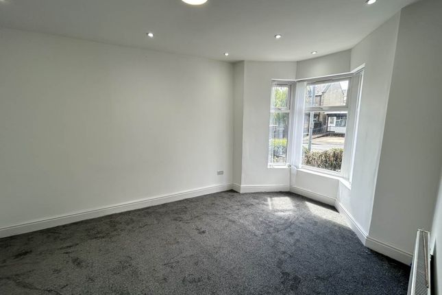 49, Thornton Lane, West Yorkshire photo 3