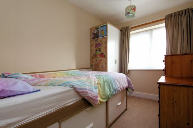 79, Oakleaze Road, Thornbury photo 4