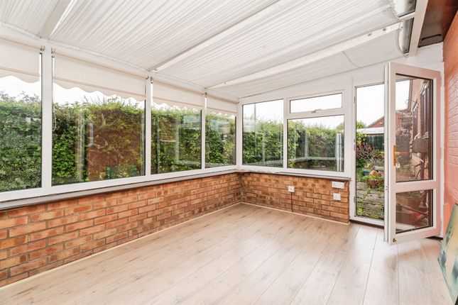 4, Woodfield Road, HOLT photo 4