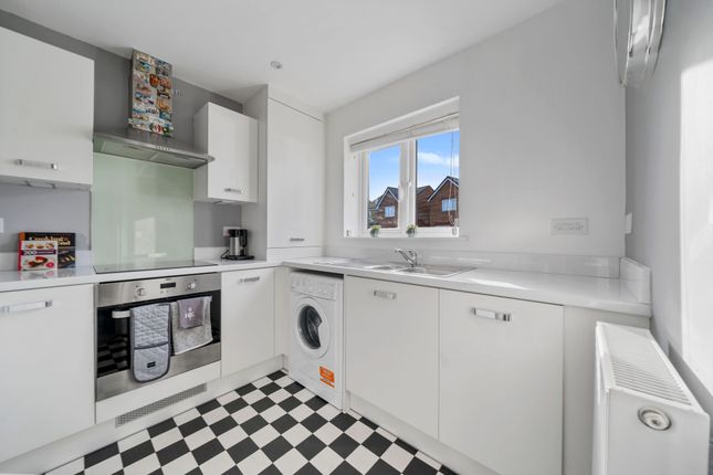 25 Bettison Avenue, Leigh photo 3