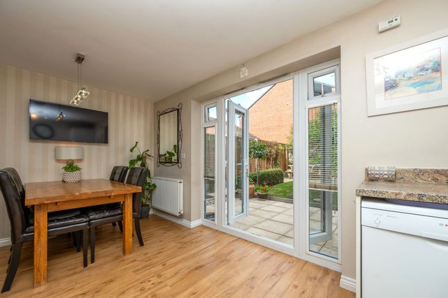 30 Bramley Way, Alcester photo 4