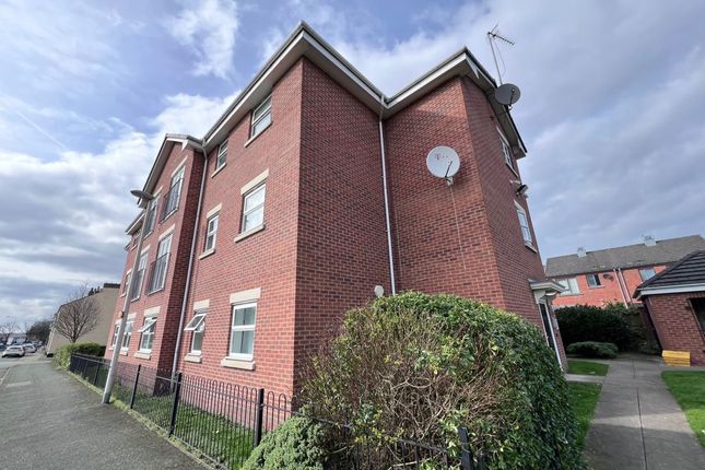 Flat to rent in Guest Street, Widnes