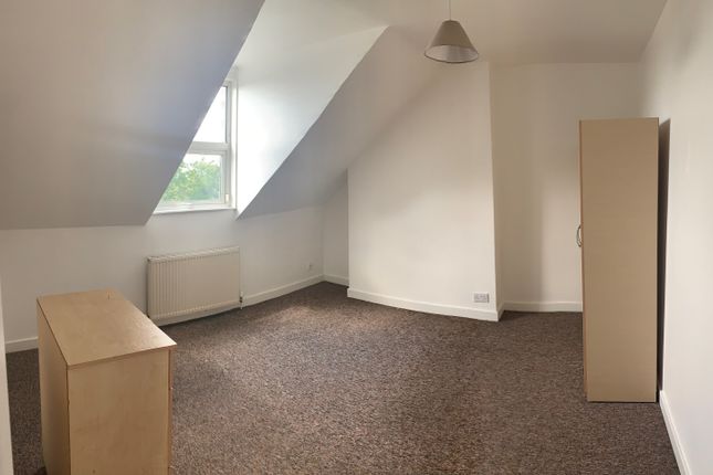 Flat for sale in Connaught Road, Harlesden