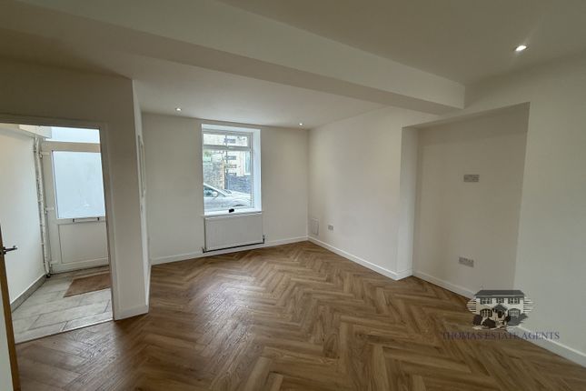11, Mary Street, Treharris photo 4
