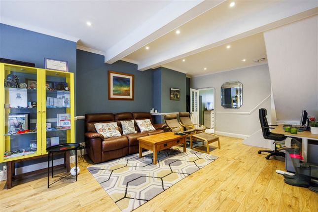 Terraced house for sale in King George Avenue, London
