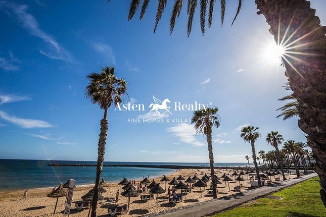 Thumbnail Commercial property for sale in Playa De Las Américas, Santa Cruz Tenerife, Spain