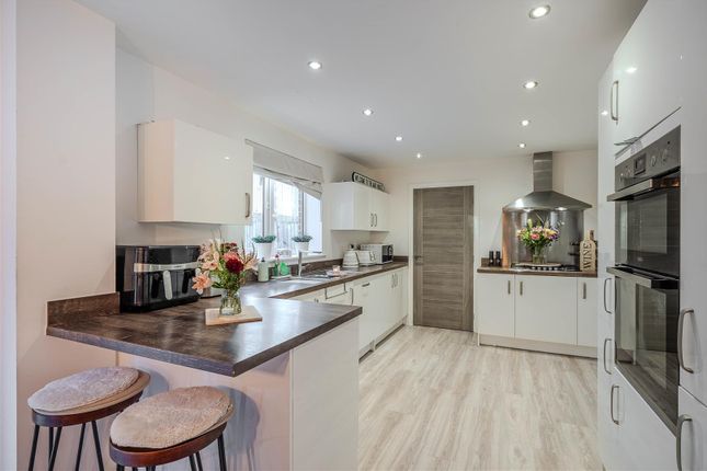 12, Wren Drive, Milby, Boroughbridge York photo 3