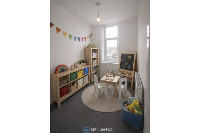 Flat   Scarborough Road, Filey photo 5