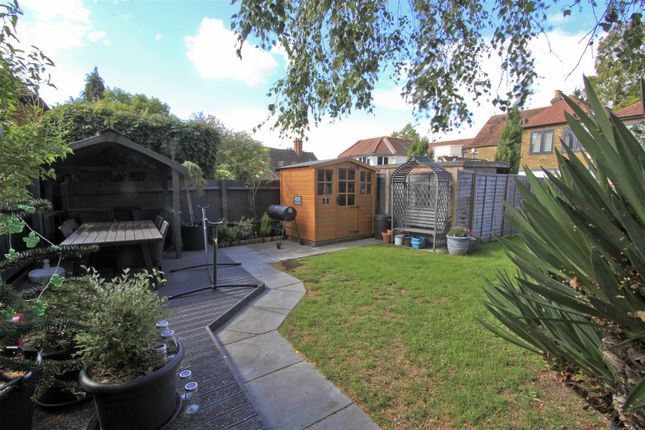12, High Road, Ickenham photo 2
