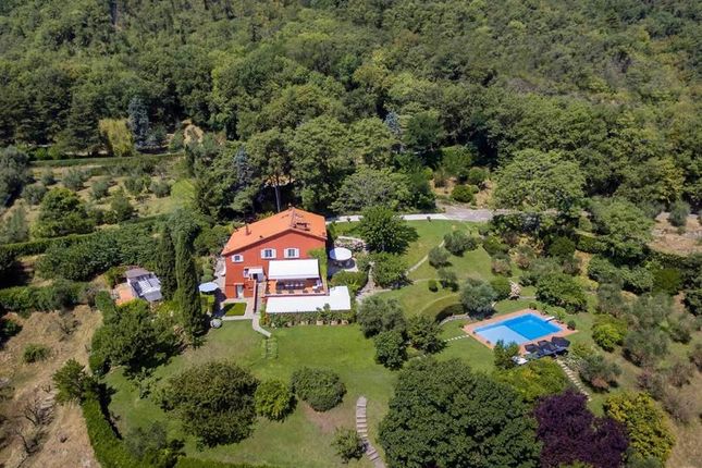 Thumbnail Villa for sale in Rignano Sull'arno, Tuscany, 50067, Italy