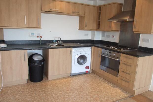 Flat to rent in Urban Base, Southend-On-Sea