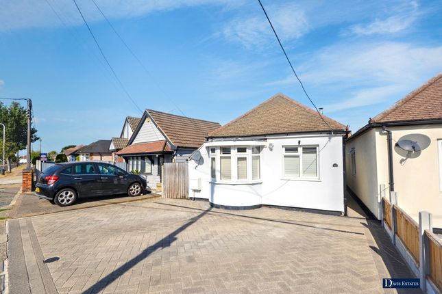 2-bed house on 45 The Crescent, Upminster, £425,000
