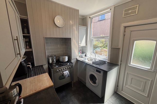 67, Sheffield photo 4