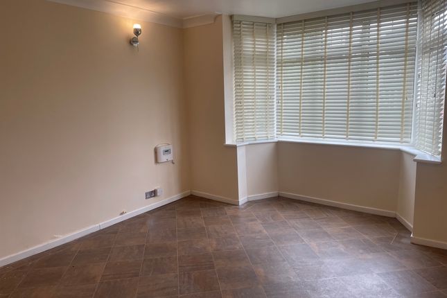 Detached house to rent in Bedford Road, Sutton Coldfield