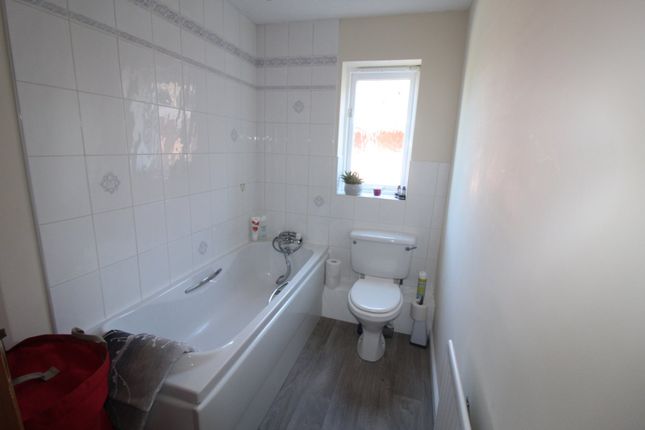 Detached house for sale in Kingfisher Close, Birmingham, West Midlands
